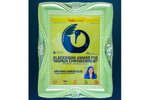 Mrs. Archana Kute (MD-The Kute Group) awarded with Women Empowerment Award